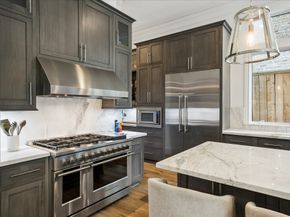 3020 Lake Street, Houston TX 77098
