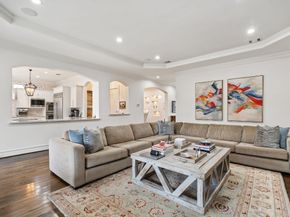 4916 Valerie Street, Bellaire TX 77401