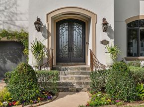 4916 Valerie Street, Bellaire TX 77401
