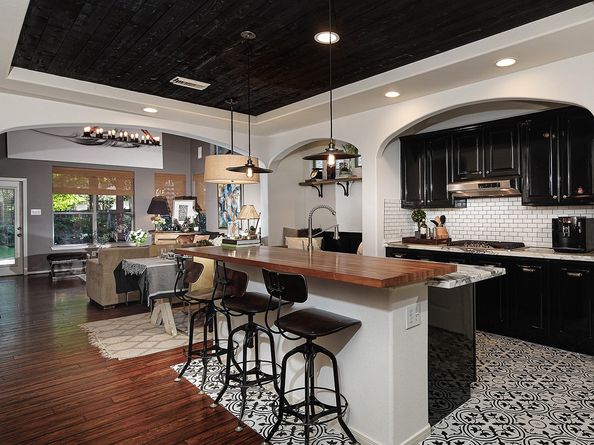 63 Douvaine, The Woodlands TX 77382