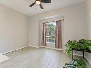 48 Bayou Pointe Drive, Houston TX 77063