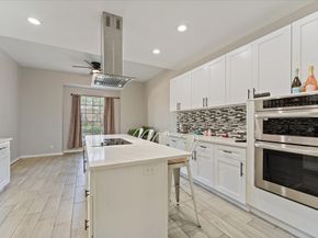48 Bayou Pointe Drive, Houston TX 77063