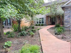 11 Thorn Berry Place, The Woodlands TX 77381