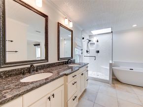 11 Thorn Berry Place, The Woodlands TX 77381