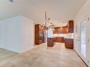 11 Thorn Berry Place, The Woodlands TX 77381