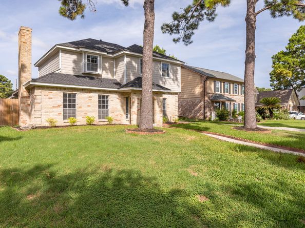 11527 Corola Trail Drive, Houston TX 77066
