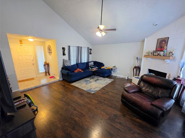 6503 Paso Del Sol Drive, Houston TX 77083