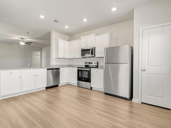 6414 Autumn Equinox Drive, Houston TX 77048