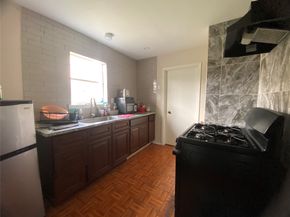 8811 Leader Street, Houston TX 77036
