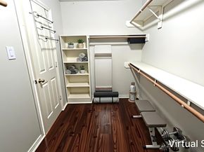 7511 S Linpar Court, Houston TX 77040