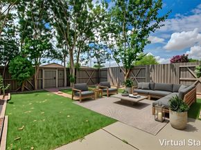 7511 S Linpar Court, Houston TX 77040