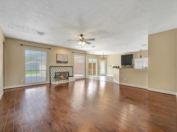 1350 Remington Crest Drive, Houston TX 77094