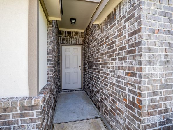 12542 Sabine Point Drive, Humble TX 77346