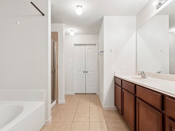 6615 Lost Pines Bend, Houston TX 77049