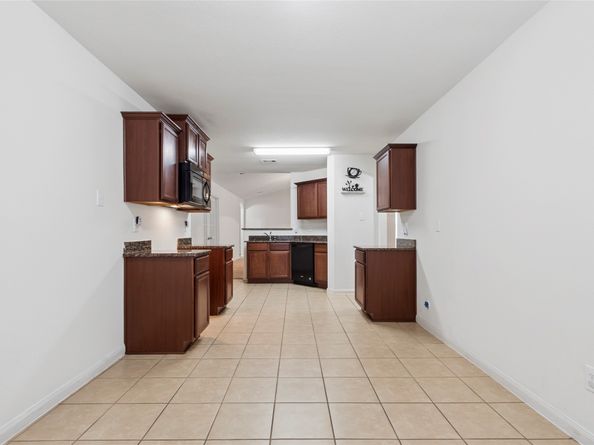 6615 Lost Pines Bend, Houston TX 77049