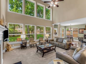 111 N Almondell Circle