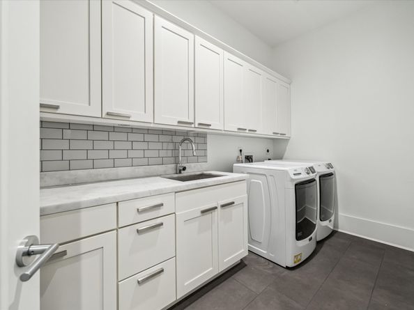 1010 Waltway Drive, Houston TX 77008