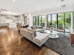 1010 Waltway Drive, Houston TX 77008
