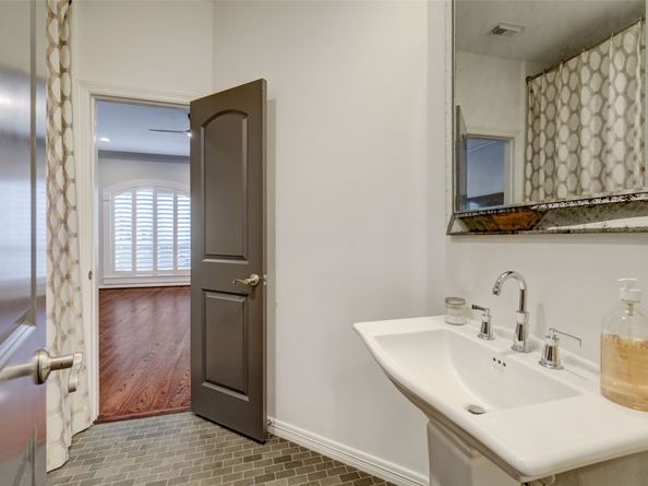 4004 Childress Street, Houston TX 77005