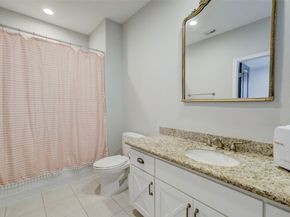 4004 Childress Street, Houston TX 77005