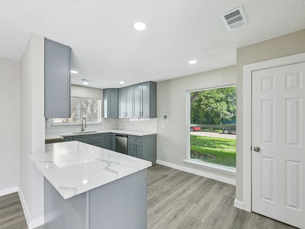 6315 Dellfern Drive, Houston TX 77035