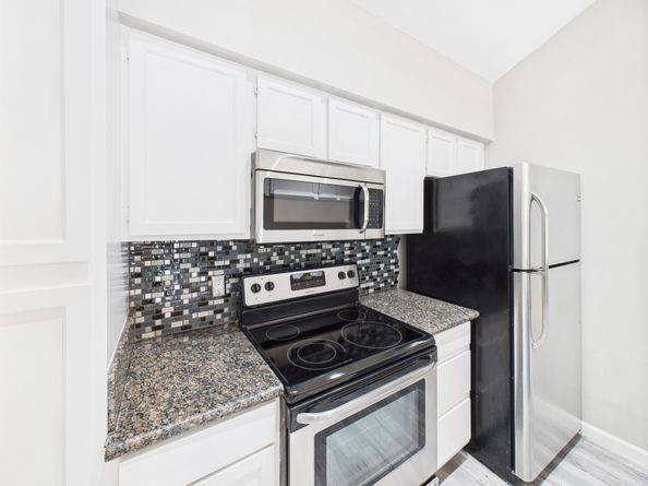 8055 Cambridge Street 26, Houston TX 77054