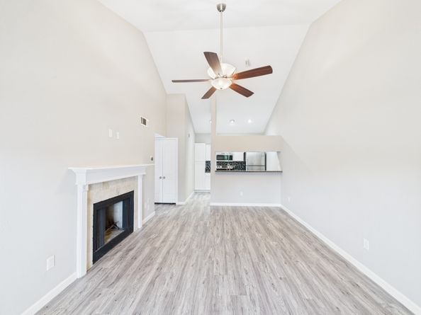 8055 Cambridge Street 26, Houston TX 77054