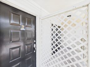 8055 Cambridge Street 26, Houston TX 77054