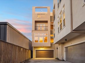 907 Rhode Place C, Houston TX 77019