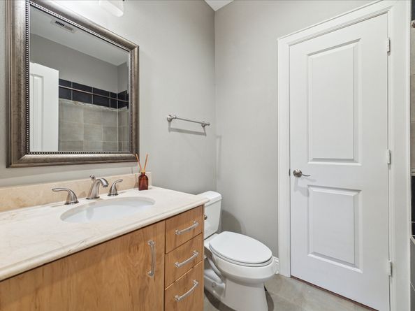 907 Rhode Place C, Houston TX 77019