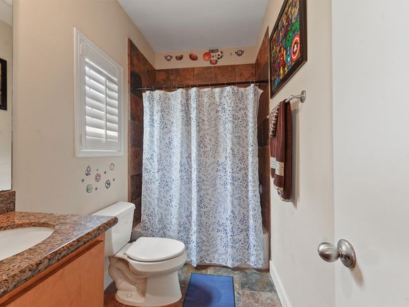 2044 Tuam Street, Houston TX 77004