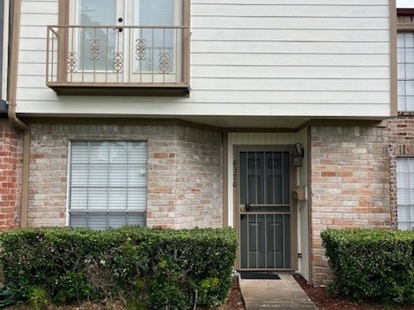 6370 CREEKBEND Drive 55, Houston TX 77096