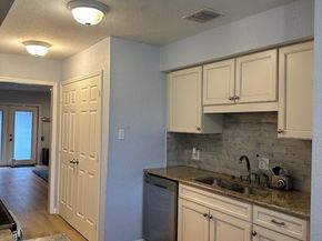 6370 CREEKBEND Drive 55, Houston TX 77096