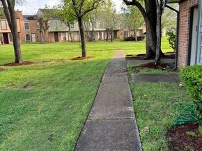 6370 CREEKBEND Drive 55, Houston TX 77096