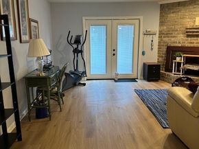 6370 CREEKBEND Drive 55, Houston TX 77096