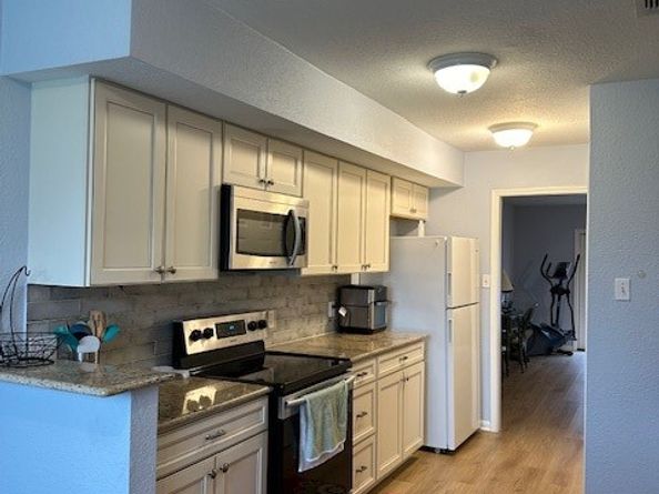 6370 CREEKBEND Drive 55, Houston TX 77096