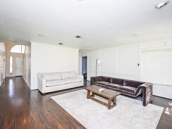 11811 Braesridge Drive, Houston TX 77071