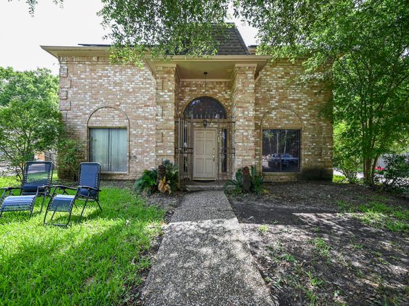 11811 Braesridge Drive, Houston TX 77071