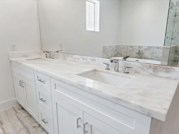 5309 Eigel Street, Houston TX 77007