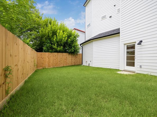 5309 Eigel Street, Houston TX 77007
