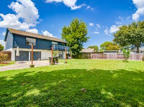 402 Tresvant Drive, Webster TX 77598