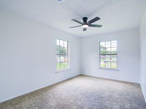 402 Tresvant Drive, Webster TX 77598