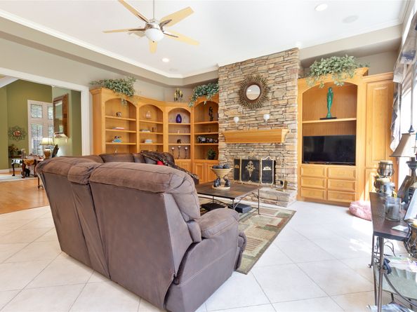 1614 Lake Wilderness Lane, Houston TX 77345