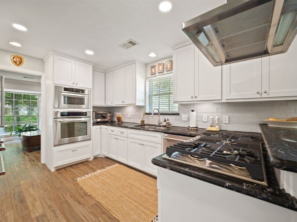 971 Curtin Street, Houston TX 77018