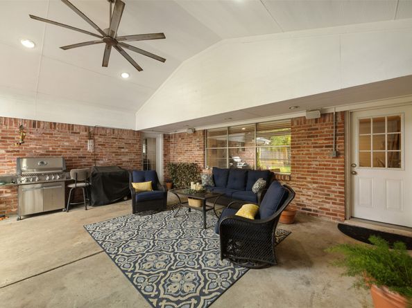 971 Curtin Street, Houston TX 77018