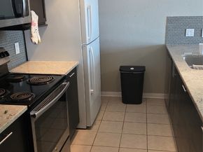 2818 S Bartell Drive 13, Houston TX 77054
