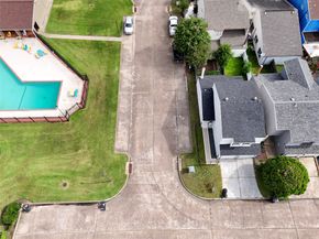 10260 Field Stone Drive, Houston TX 77041