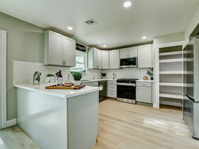 2019 Spillers Lane, Houston TX 77043