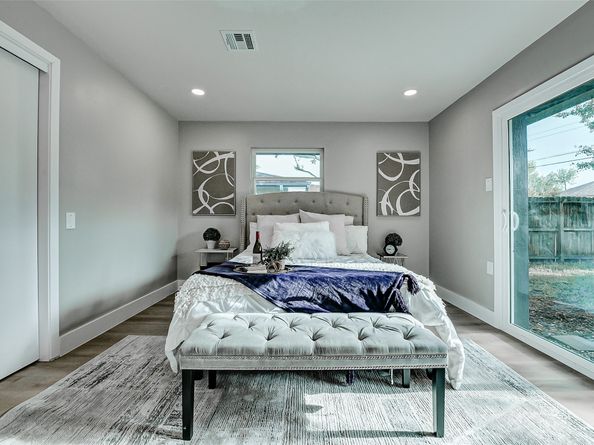2019 Spillers Lane, Houston TX 77043