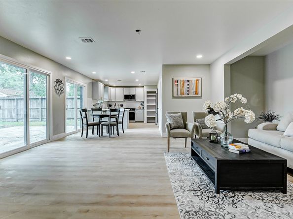 2019 Spillers Lane, Houston TX 77043